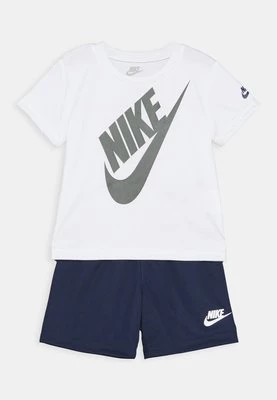 Dres Nike Sportswear