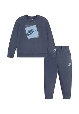 Dres Nike Sportswear