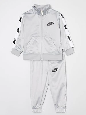 Dres Nike Sportswear