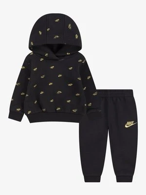 Zdjęcie produktu Dres Nike Sportswear
