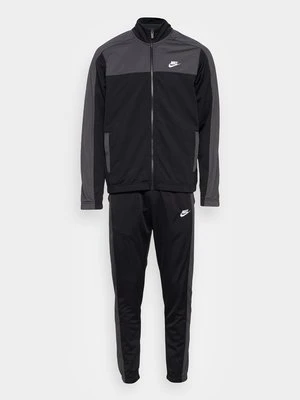 Dres Nike Sportswear