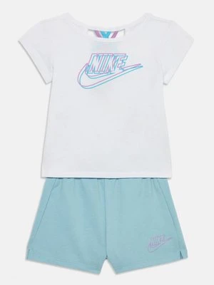 Dres Nike Sportswear