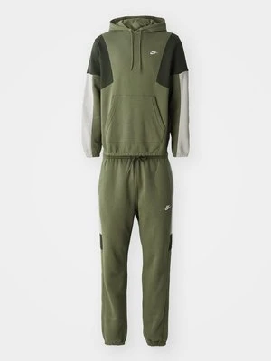 Dres Nike Sportswear