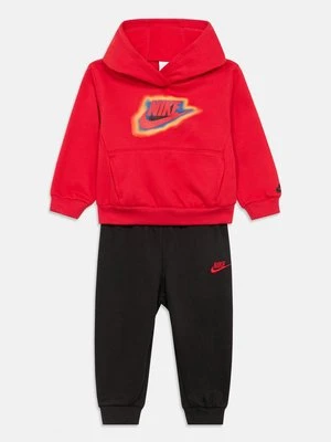 Dres Nike Sportswear