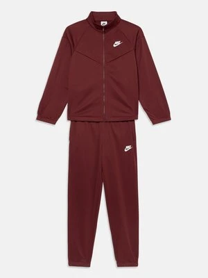 Dres Nike Sportswear