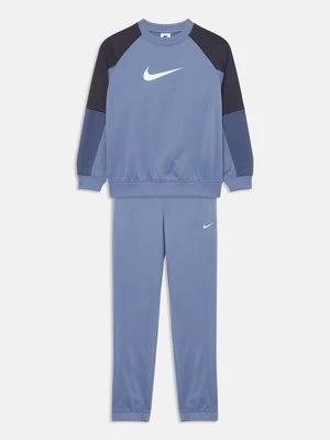 Dres Nike Sportswear