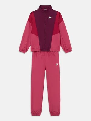 Dres Nike Sportswear