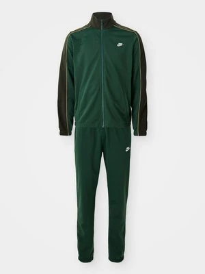 Dres Nike Sportswear