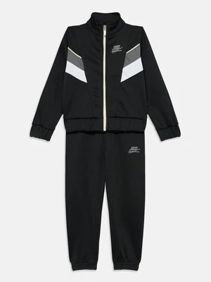 Dres Nike Sportswear