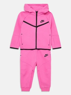 Dres Nike Sportswear