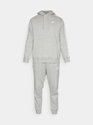 Dres Nike szary