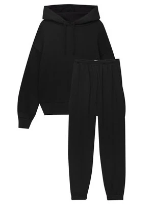 Dres PULL&BEAR