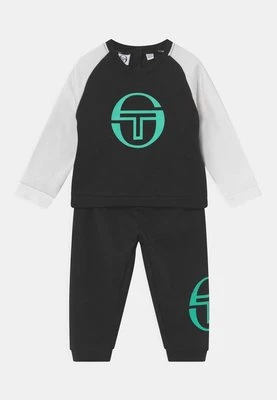 Dres Sergio Tacchini