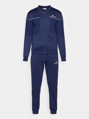 Dres Sergio Tacchini