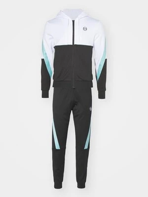 Dres Sergio Tacchini