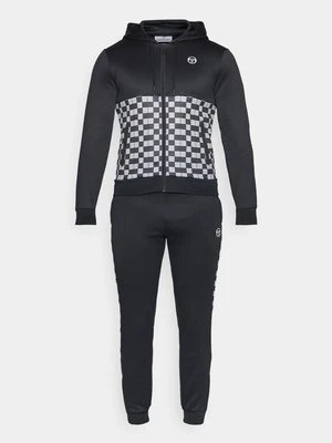 Dres Sergio Tacchini