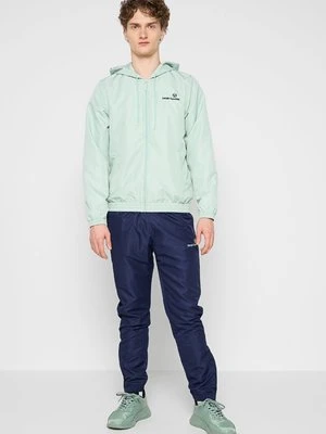 Dres Sergio Tacchini