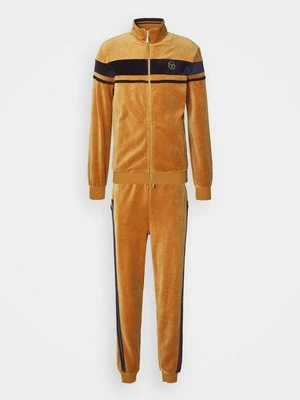 Dres Sergio Tacchini