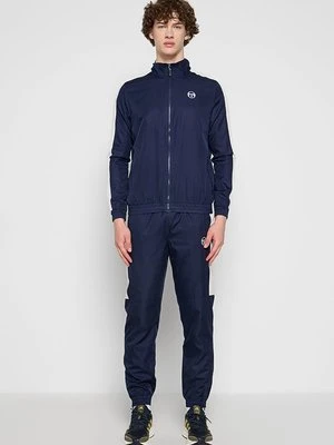 Dres Sergio Tacchini