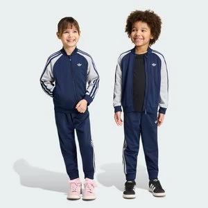 DRES SST Adidas