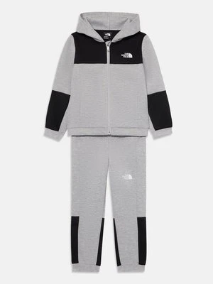 Dres The North Face