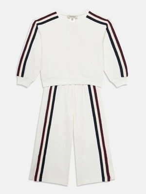 Dres TWINSET