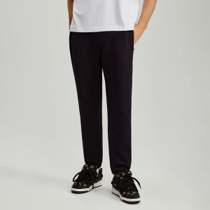 Dresowe czarne joggery basic z regulacją w pasie House