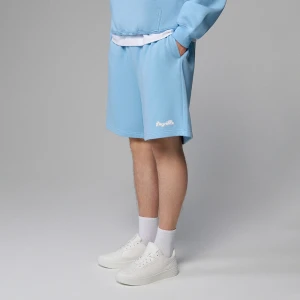 Dresowe jasnoniebieskie szorty z nadrukiem Synth House
