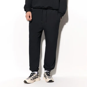 Dresowe joggery relaxed fit basic czarne House