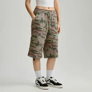 Dresowe szorty bermudy we wzór camo House