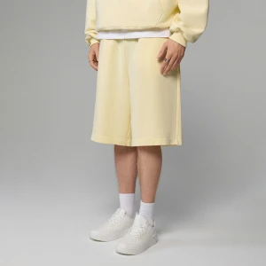 Dresowe szorty na gumce jasnożółte House