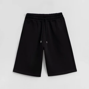 Dresowe szorty wide leg czarne House