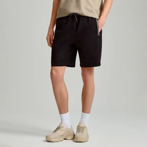 Dresowe szorty z kieszeniami czarne House