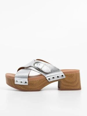 Drewniaki i Chodaki Clarks