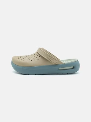 Drewniaki i Chodaki Crocs