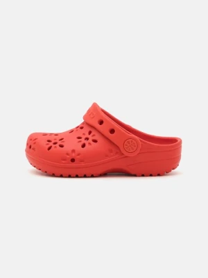Drewniaki i Chodaki Crocs czerwony