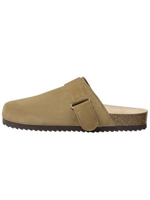 Drewniaki i Chodaki PULL&BEAR
