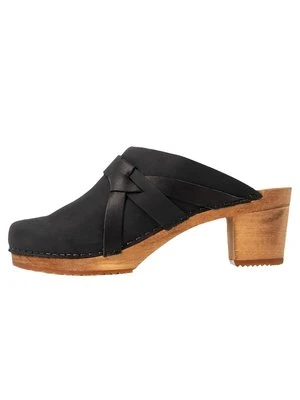 Drewniaki i Chodaki Sanita