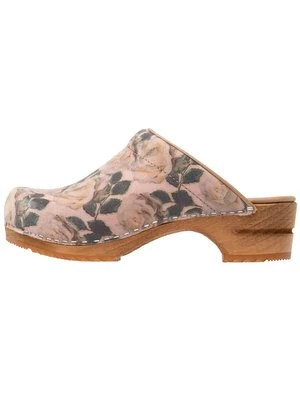 Drewniaki i Chodaki Sanita