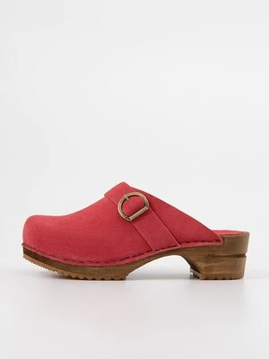 Drewniaki i Chodaki Sanita