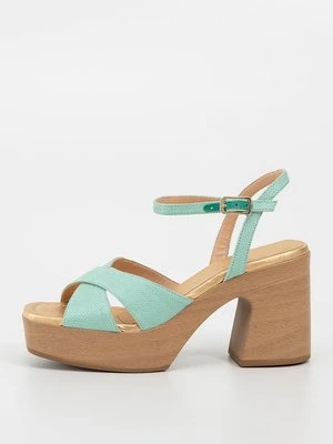 Drewniaki i Chodaki Unisa