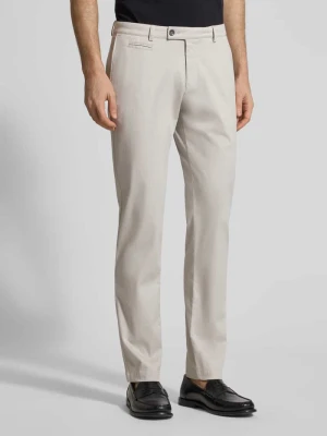Chinosy o kroju regular fit z kieszeniami z tyłu Bugatti