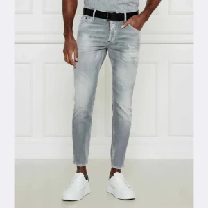 Dsquared2 Jeansy Skater Jean | Tapered fit