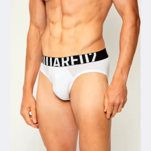 Dsquared2 Slipy