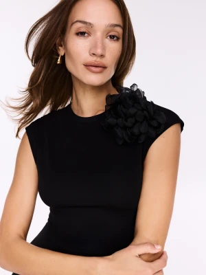 Duża czarna broszka w kształcie kwiatu TARANKO