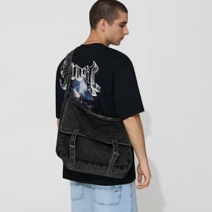 Duża torba listonoszka jeansowa House