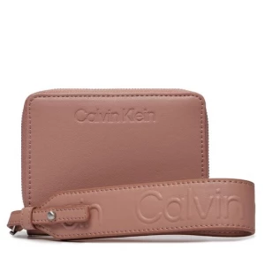 Duży Portfel Damski Calvin Klein Gracie Wallet W/Strap Md K60K611387 Ash Rose VB8