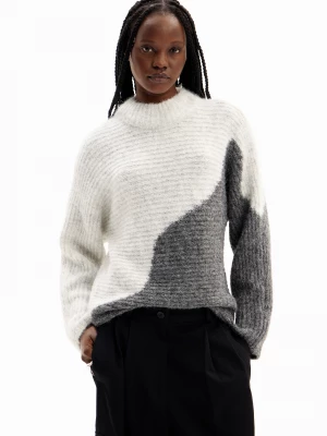 Dwukolorowy sweter oversize Desigual