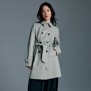 Dwurzędowy oliwkowy trencz z paskiem House