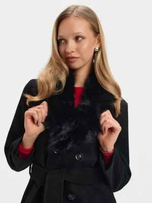 Dwurzędowy płaszcz z kożuszkiem Top Secret